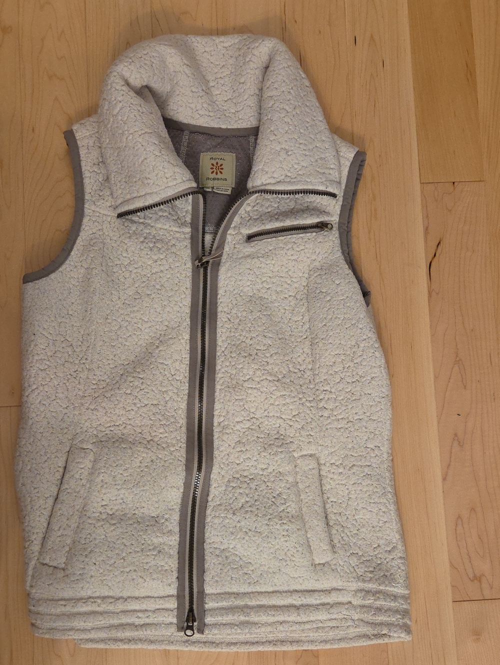 Royal Robbins Cream Sherpa Zip Vest with Gray Trim